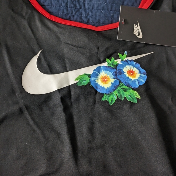 Nike Women Tropical Parrot Hyper Femme Cropped Tank Top Black Red 0224 - Picture 11 of 16